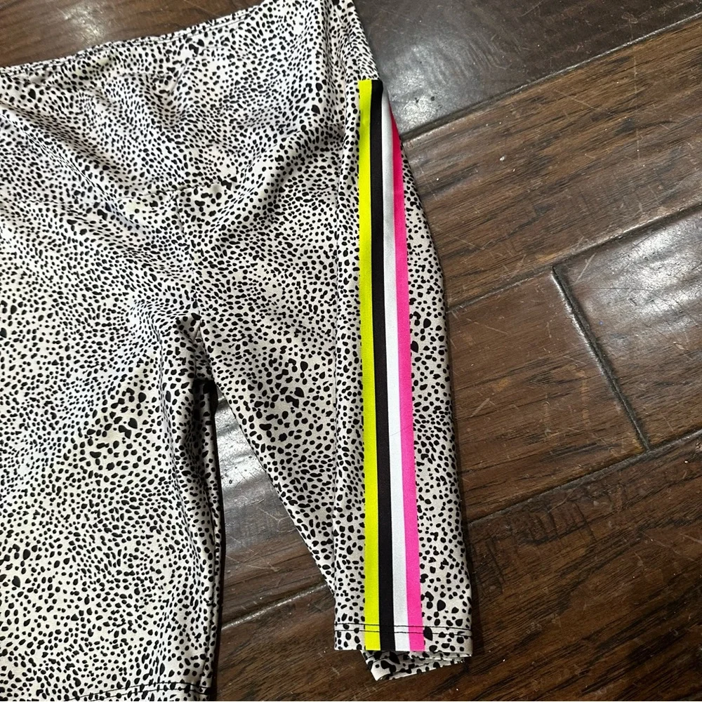 Goldsheep Black and White‎ Spotted Shorts